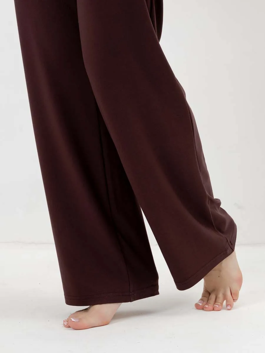 Костюм домашний с брюками и футболкой для беременных шоколад