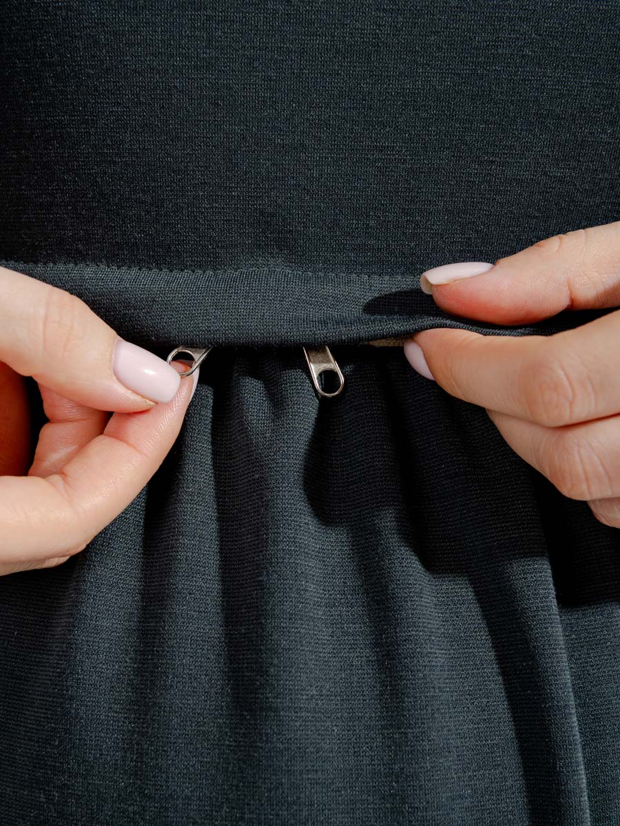  темно-зеленый