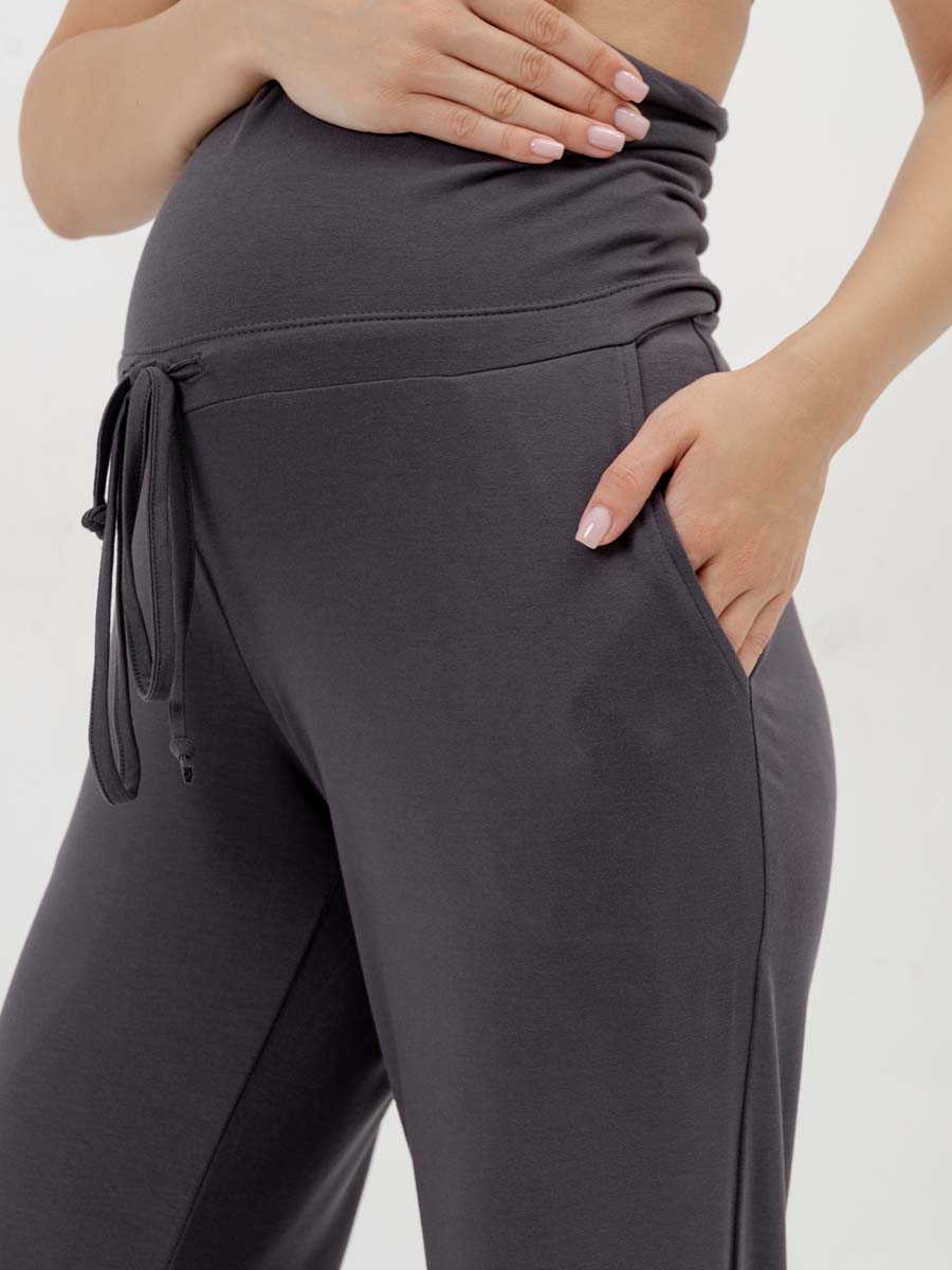 Костюм домашний с брюками и футболкой для беременных графитовый