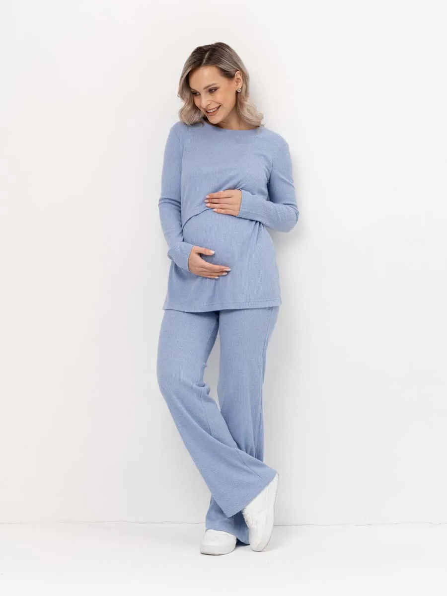 Костюм для беременных и кормящих на весну голубой