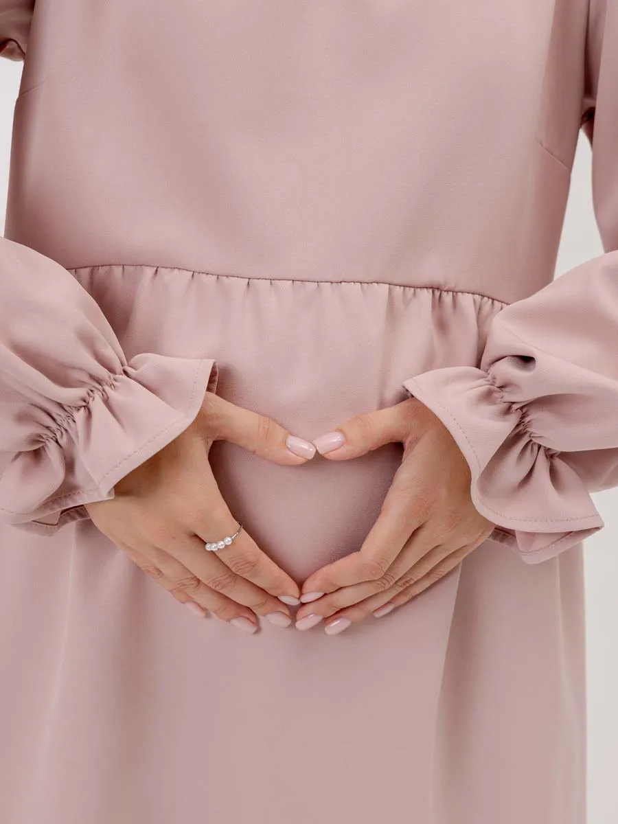 Платье для беременных с длинным рукавом в офис пудровый