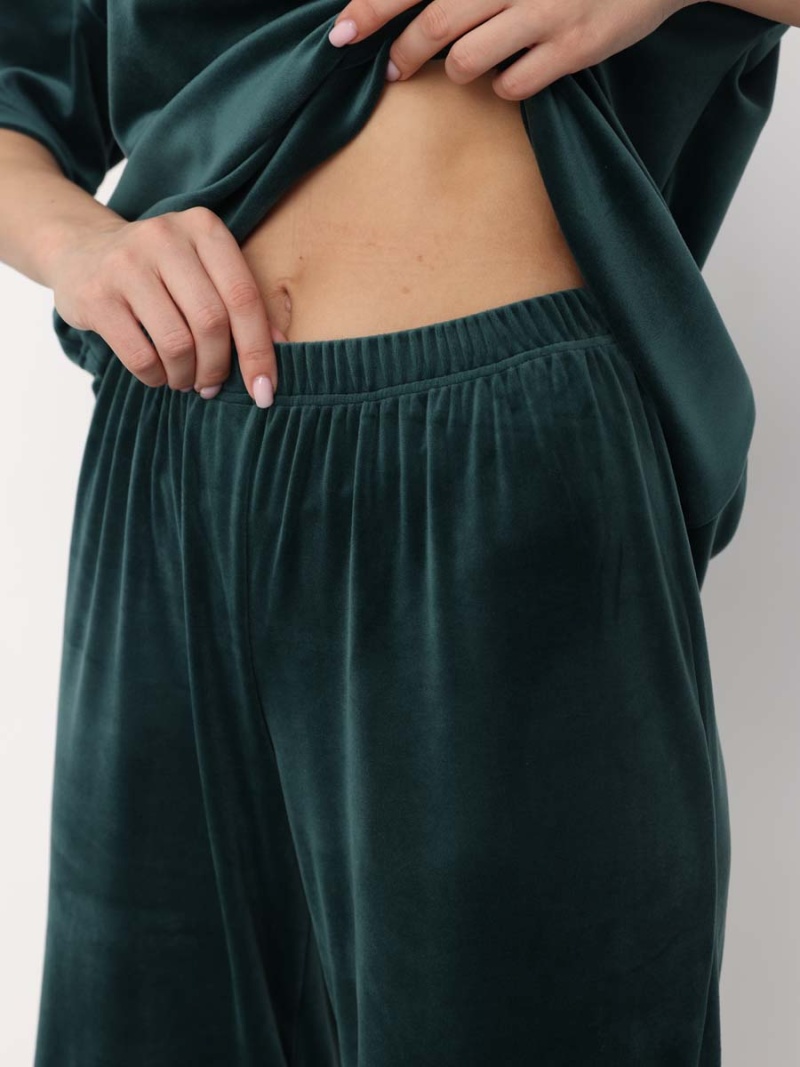  изумрудный