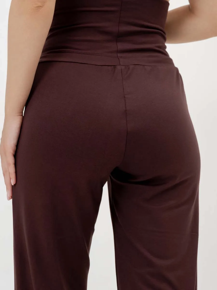 Костюм домашний с брюками и футболкой для беременных шоколад