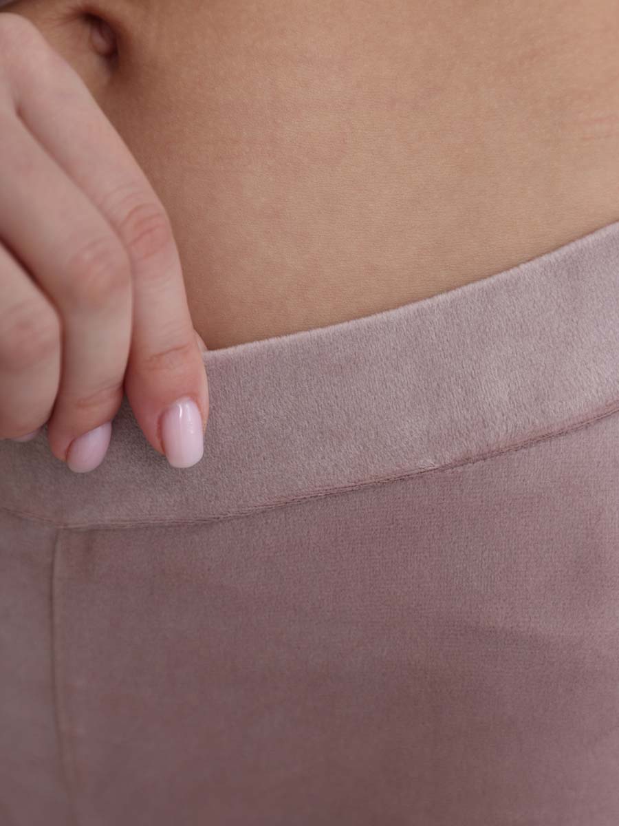 Костюм велюровый с брюками палаццо для беременных бежевый/пудровый