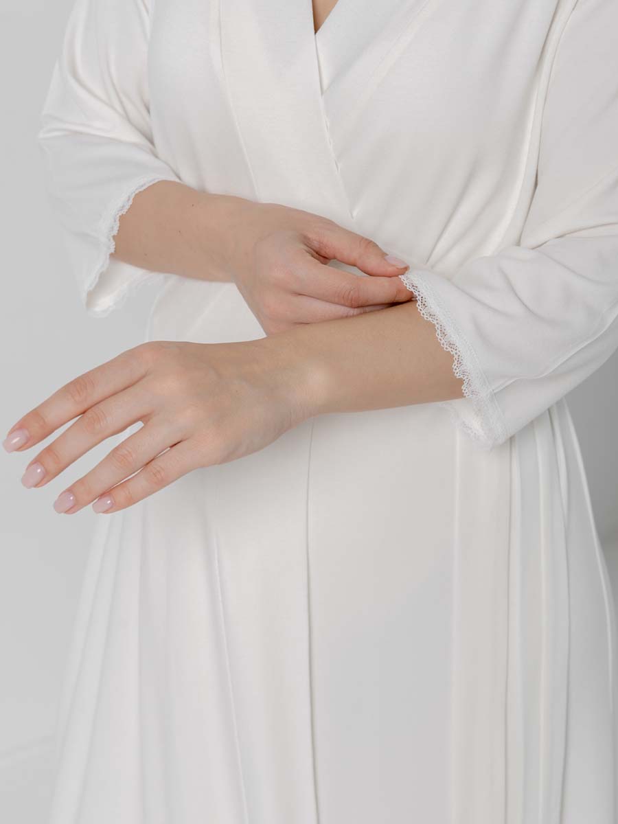 Костюм для беременных халат и сорочка в роддом для кормящих молочный