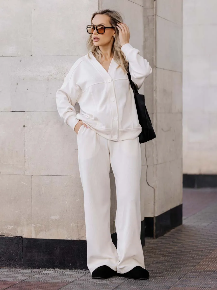 Костюм вельветовый бомбер брюки молочный