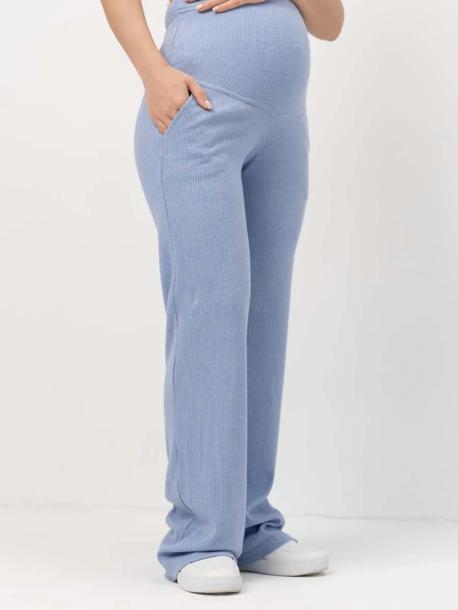 Костюм для беременных и кормящих на весну голубой