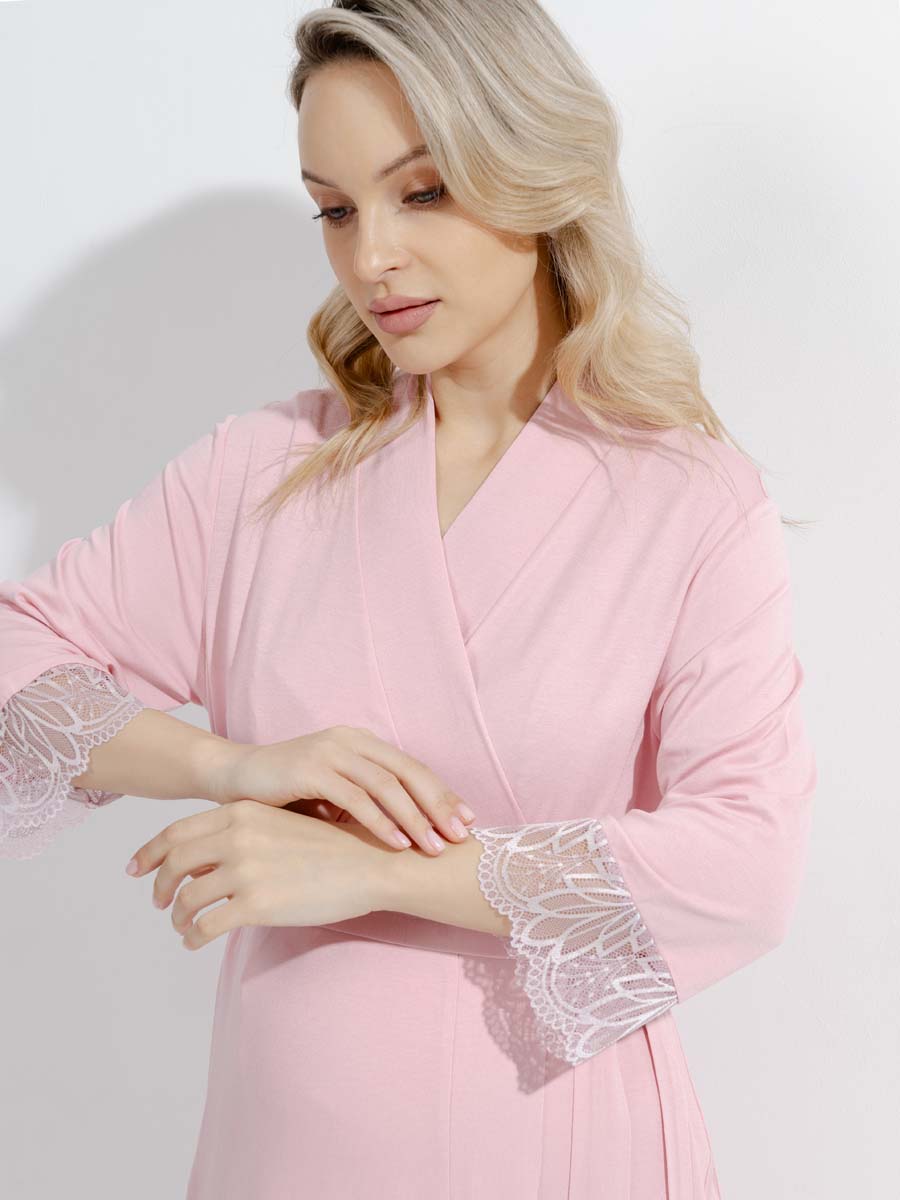  светло-розовый