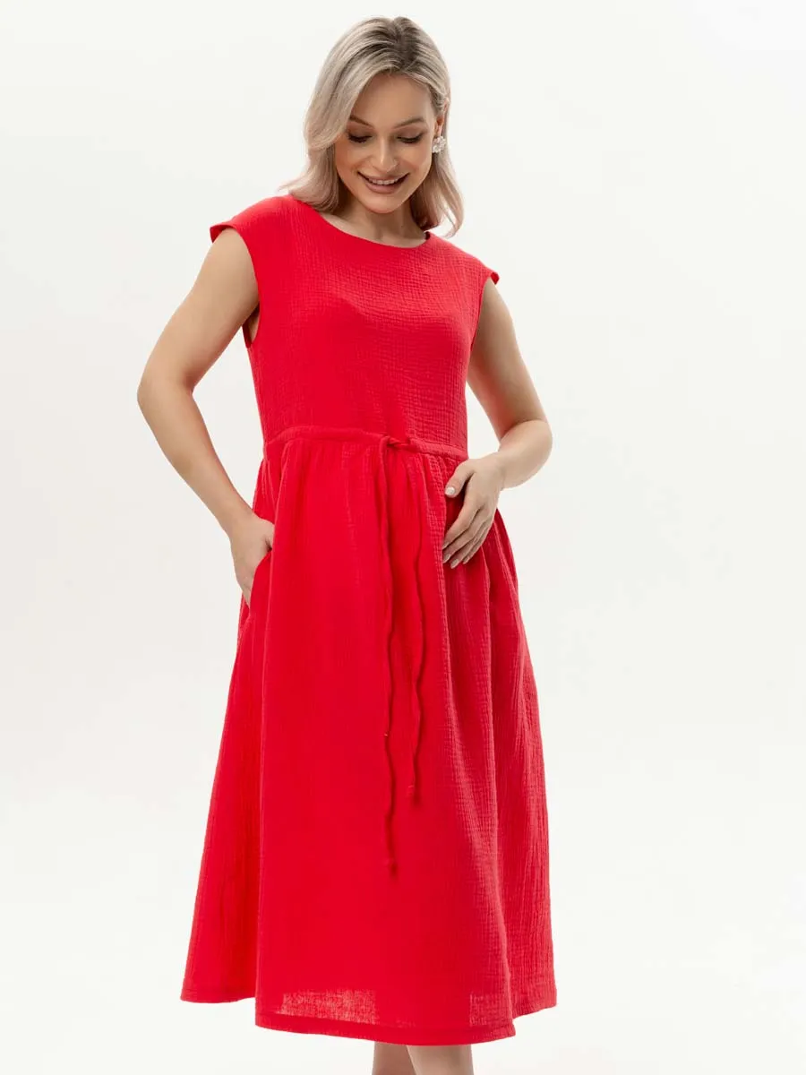 Летнее платье из муслина малиново-красный