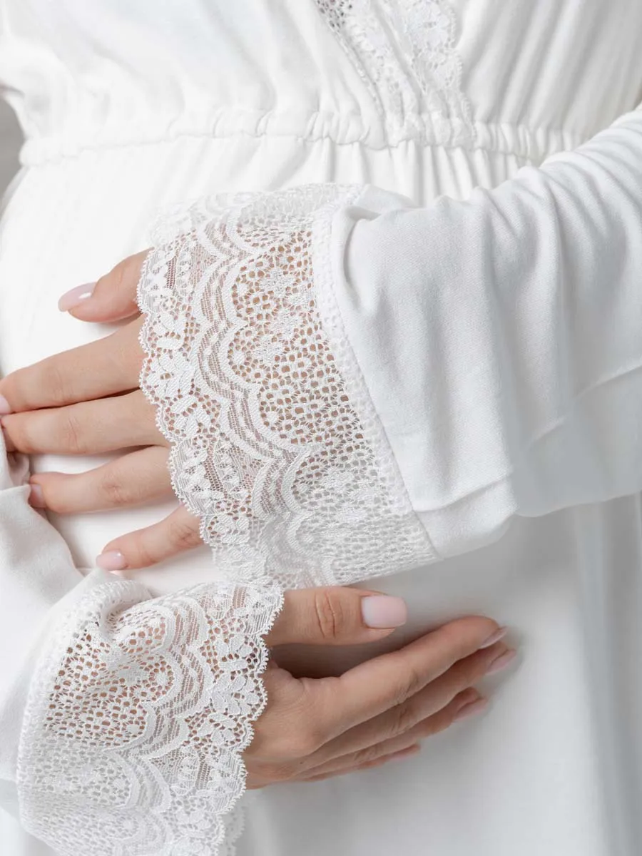 Костюм для беременных халат и сорочка в роддом для кормящих молочный