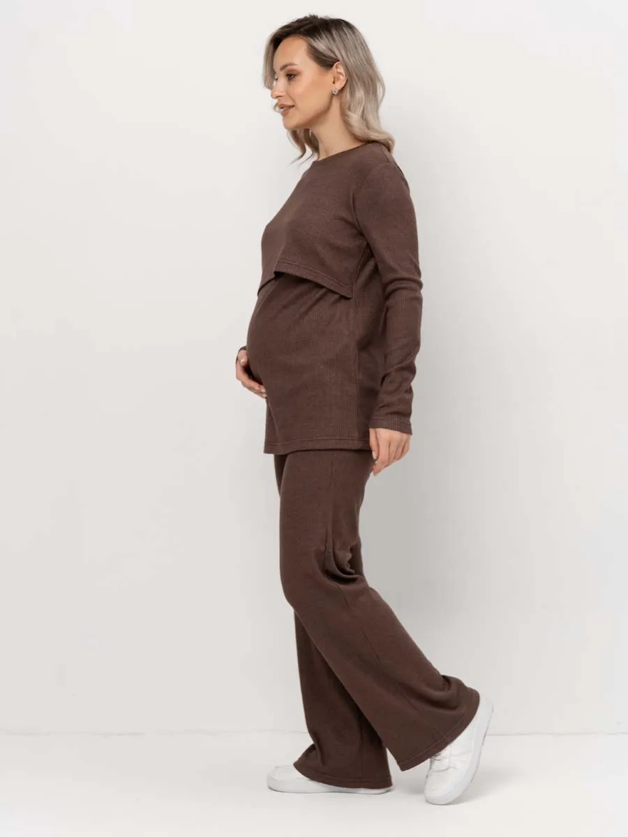 Костюм для беременных и кормящих на весну коричневый