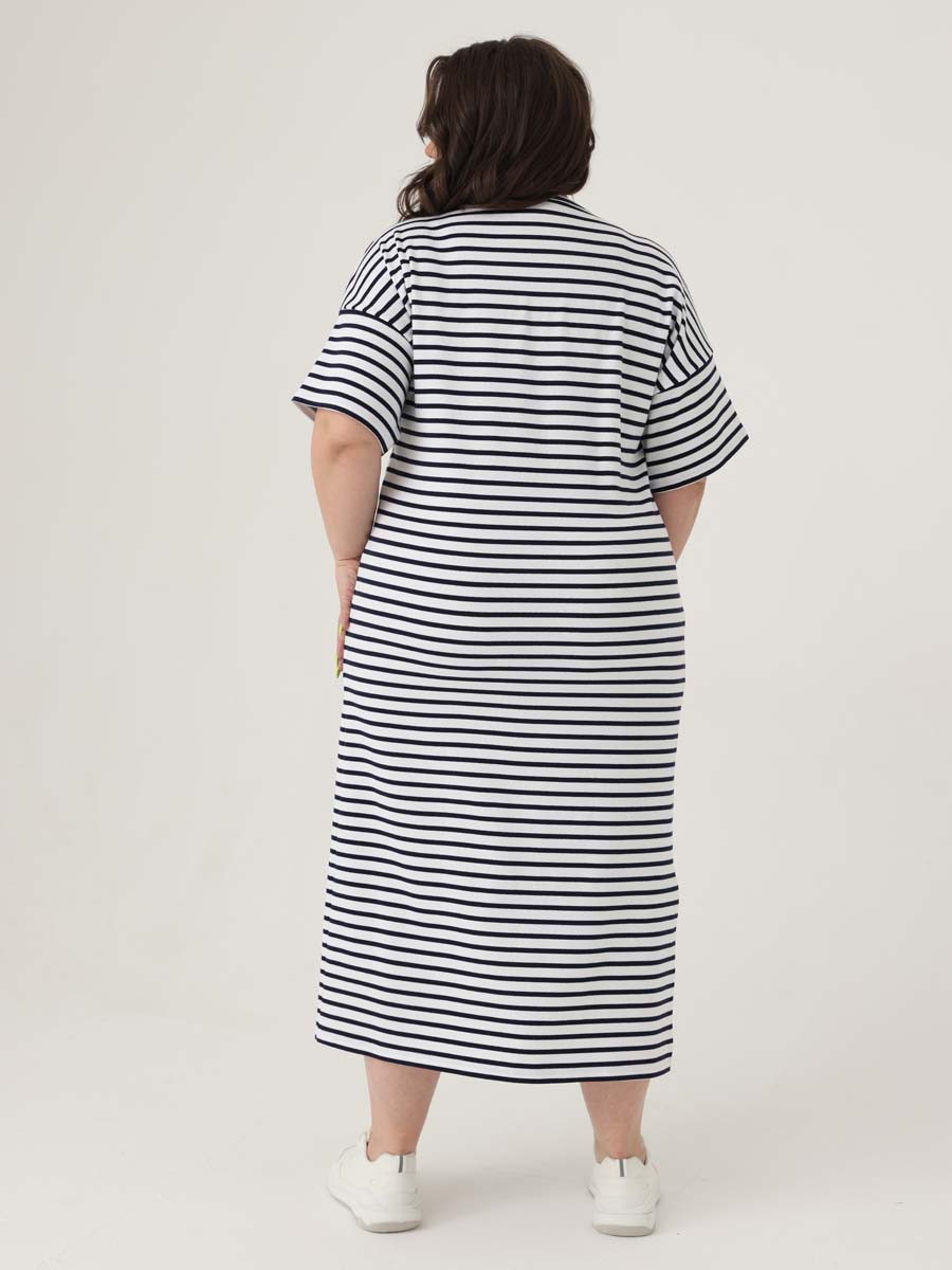 Платье женское больших размеров 69504 в офис белый/темно-синий