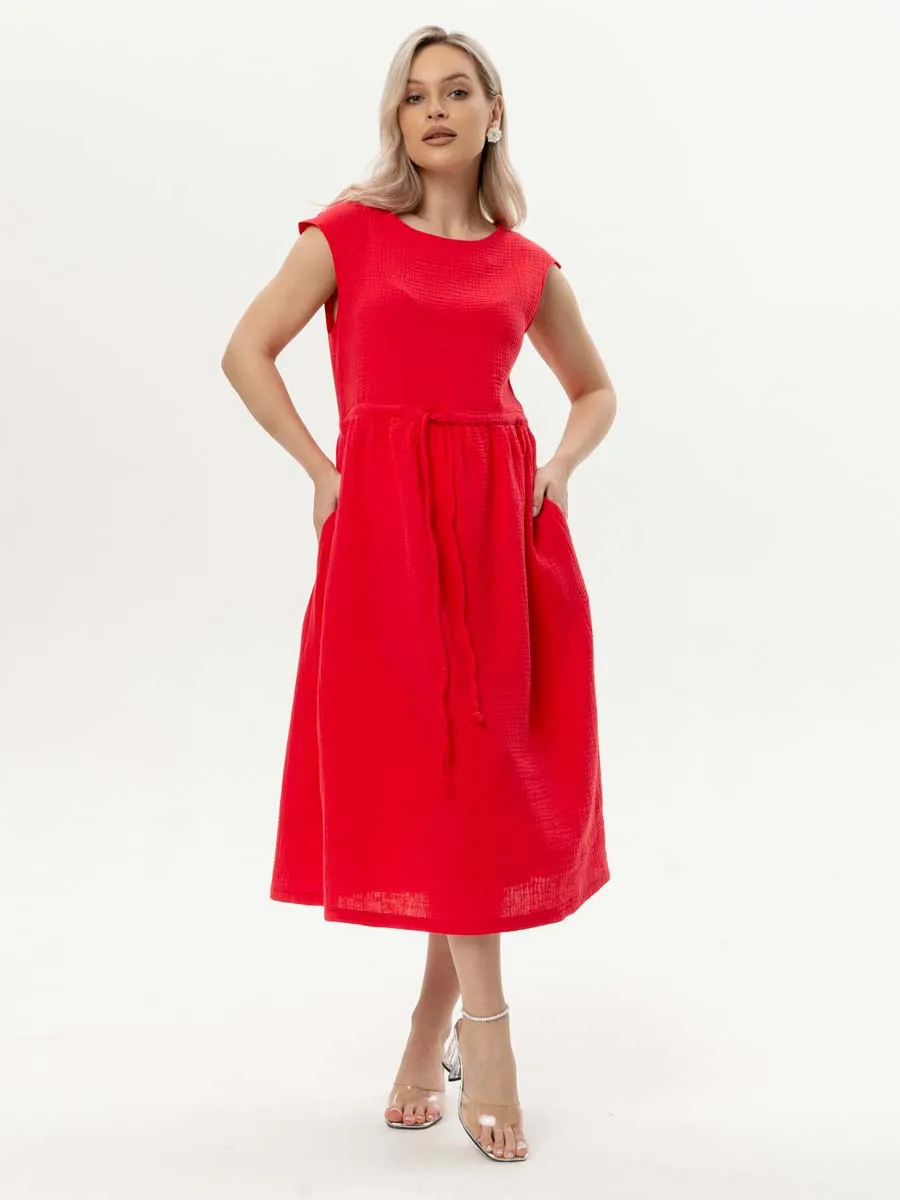 Летнее платье из муслина малиново-красный