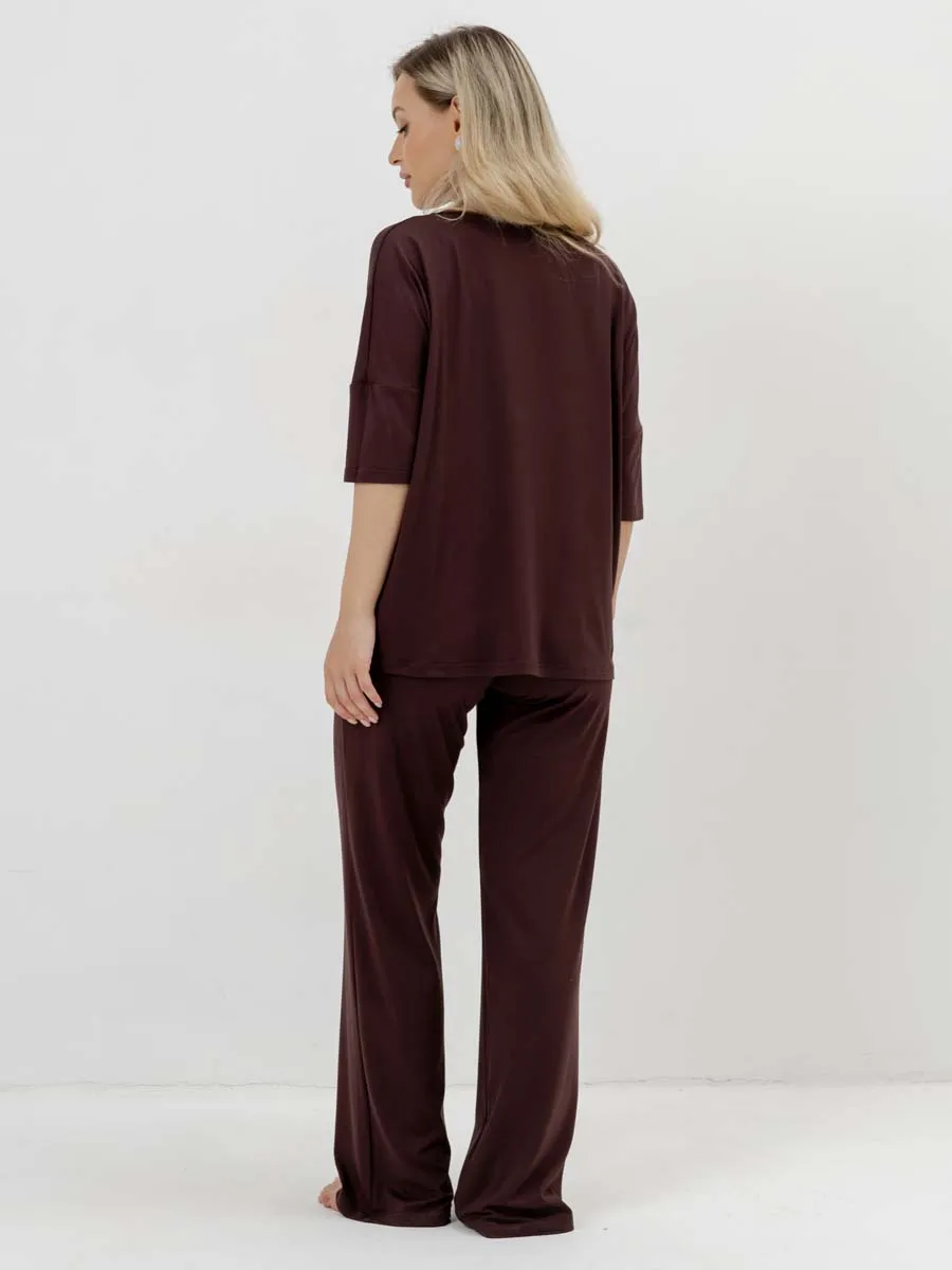 Костюм домашний с брюками и футболкой для беременных шоколад