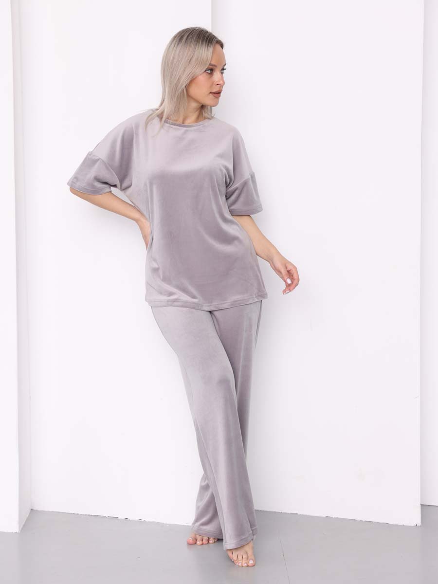 Костюм домашний велюровый светло-серый