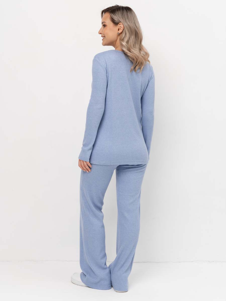 Костюм для беременных и кормящих на весну голубой