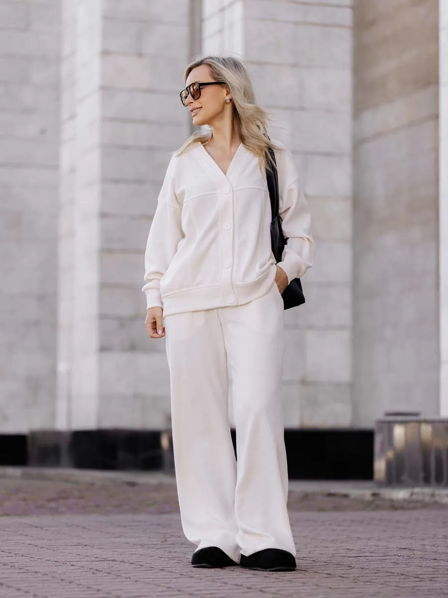 Костюм вельветовый бомбер брюки молочный