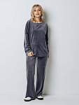темно-серый